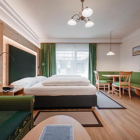 Hotel Sureghes Urtijëi Dış mekan fotoğraf