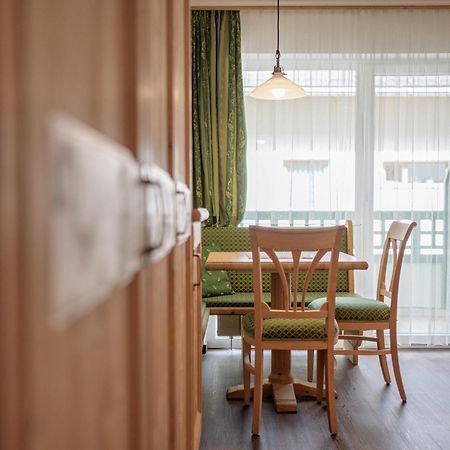 Hotel Sureghes Urtijëi Dış mekan fotoğraf