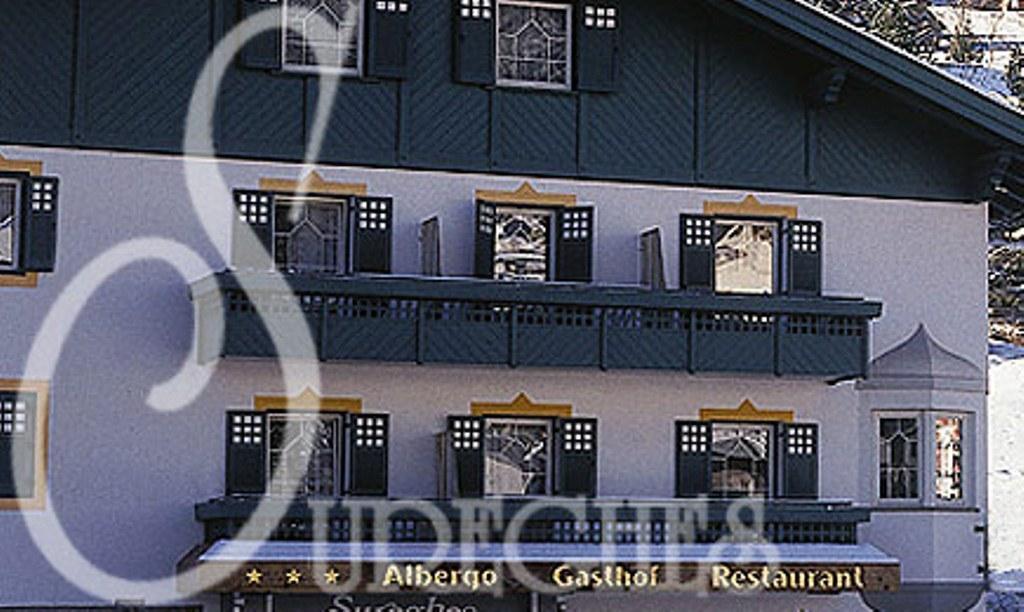 Hotel Sureghes Urtijëi Dış mekan fotoğraf